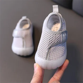 2022 Deti topánky letné módy chlapci dievčatá dieťa oka topánky Mäkké Jediným Dizajn Non-Slip Baotou kop priedušná dieťa, batoľa topánky