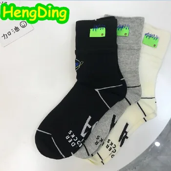 Kórejská verzia nové označenie bavlnené Ponožky dámske Kawaii vyšívanie písmen žena ponožky fashion street športové Dievčenské Ponožky